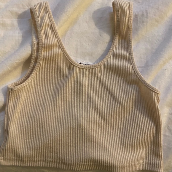 Workhall Crop Top - Picture 3 of 3